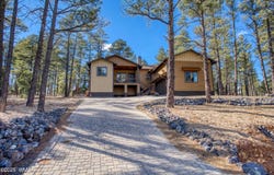 1060 S Lakeside Trail, Show Low, AZ 85901