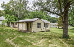 10908 E 66th Street, Raytown, MO 64133
