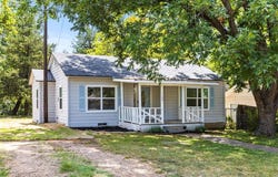 1108 W Hanna Street, Denison, TX 75020