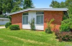 2765 Holiday Hill Drive, Florissant, MO 63033