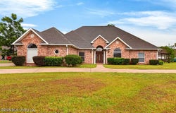 18241 Robinwood E Drive, Saucier, MS 39574