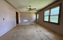 852 County Road 1280, West Plains, MO 65775