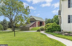 3370 LOWER SAUCON ROAD, HELLERTOWN, PA 18055