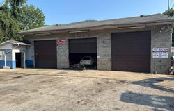 15095 MacCorkle Avenue, Chelyan, WV 25035