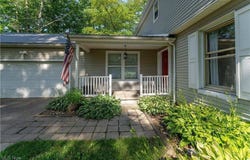 5772 Sampson Drive, Girard, OH 44420