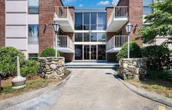 147 Turner Rd, Holliston, MA 01746
