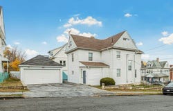 69 Waring Pl, Yonkers, NY 10703