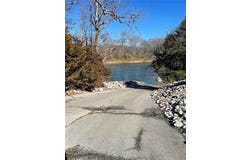590 County Road 214, Eureka Springs, AR 72631