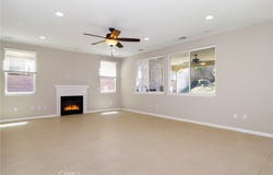28245 Nield Court, Saugus, CA 91350