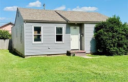 1041 S Miles Avenue, El Reno, OK 73036
