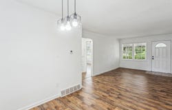 2324 E 20th St N, Wichita, KS 67214