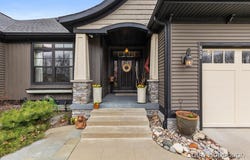 555 Stonehenge Drive SW, Grandville, MI 49418