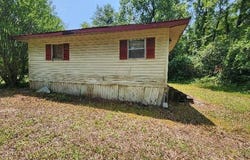 77 Gary St, Monroeville, AL 36460
