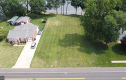 201 W FRONT STREET, FLORENCE, NJ 08518
