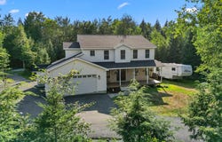 35 Drew Lane, Newport, ME 04953
