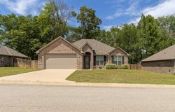 107 Rose Row Ln, Winona, TX 75792