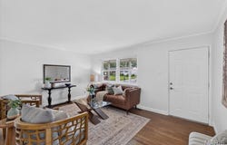 11 Toelle Drive, St Charles, MO 63304