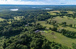 574 E Dade 102, Everton, MO 65646
