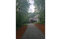 10   Winton Farm Road, Newtown, CT 06470