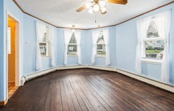 5 Crosby St, Webster, MA 01570