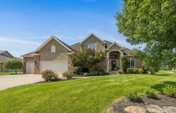 1205 N Dewey, Auburn, IN 46706