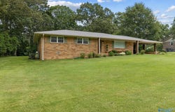 1020 NE Larkwood Drive, Cullman, AL 35055