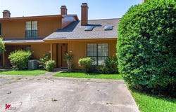3230 Eastwood Drive, Shreveport, LA 71105