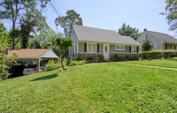 1 Lake Shore Dr, Roxbury Twp., NJ 07857-1507