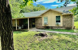 507 S 1st Street, Bangs, TX 76823