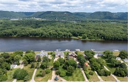 830 Prairie Island Road N, Winona, MN 55987