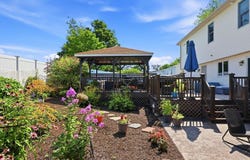 37 Upland Rd, Holyoke, MA 01040