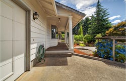 20267 HIGHWAY 213, Oregon City, OR 97045