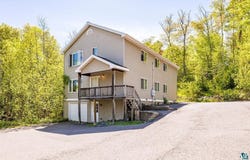 2425 Vermilion Rd, Duluth, MN 55803