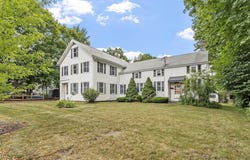 237-239 West St, Leominster, MA 01453