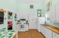 5481 HWY 35 N, ROCKPORT, TX 78382