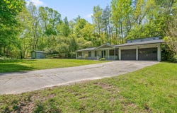 2927 Hickory Lane, Rocky Face, GA 30740