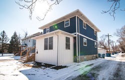 860 State Line Road, Calumet City, IL 60409