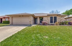 6361 Hunters Glen Drive, Watauga, TX 76148