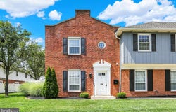 459 W CARACAS AVENUE, HERSHEY, PA 17033