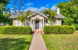 321 S Adams St, San Angelo, TX 76901