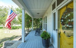 907 4th St, Graham, TX 76450