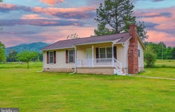 49 WATER Street, SPERRYVILLE, VA 22740