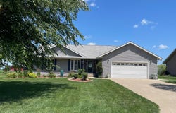 809 E Ohio, Lenox, IA 50851