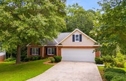 116 Manor, Carrollton, GA 30117