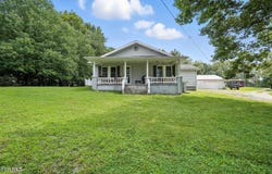 2509 Dc Caney Ridge Road, Clintwood, VA 24228