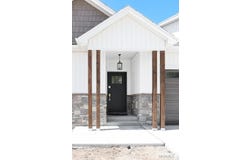554 S Austin Avenue, Sugar City, ID 83448