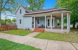 703 Gladstone, Elkhart, IN 46516