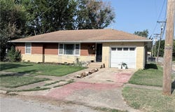 409 N 15th Street, Independence, KS 67301