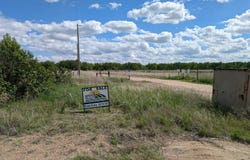 2201 Road West O, Lewellen, NE 69147