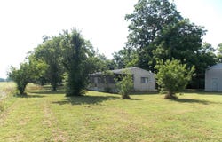 7098 Steck Bottom Rd, Sealy, TX 77474